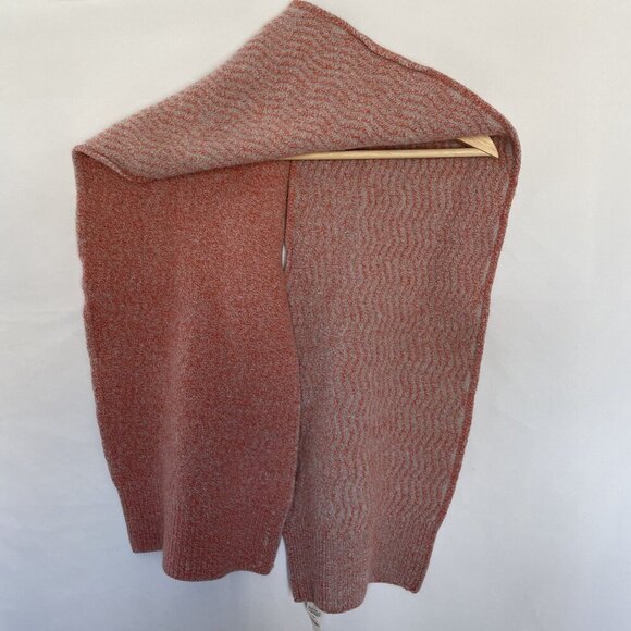 Allbirds Merino Wool Scarf In Rust Red & Gray Wave Pattern comfortable warm - Picture 5 of 5